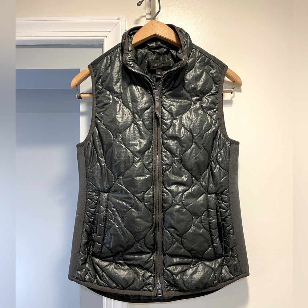 J. Crew Women’s size XS lightweight vest